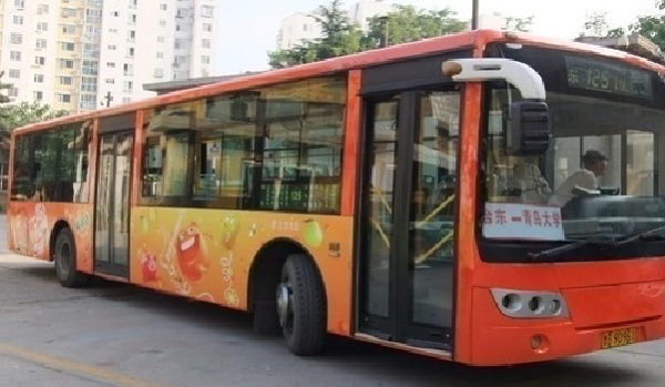 青島公交車(chē)身廣告投放案例