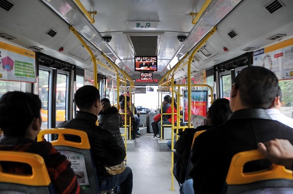 公交車(chē)載電視廣告投放案例