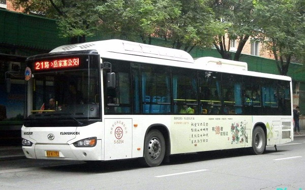 西安公交車(chē)身廣告.jpg