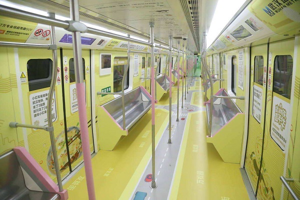 地鐵車(chē)廂廣告